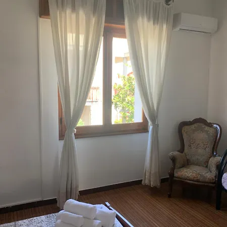 A A 10 Minuti Dal Mare. Apartment
